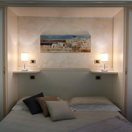 Pensione Degli Ulivi Porto SantʼElpidio Habitación foto